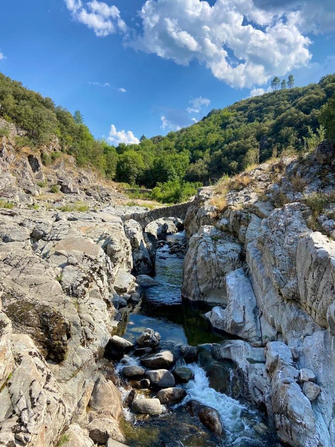 La Frigoule, Un Gite Au Coeur Du Parc Des Cevennes Generargues Luaran gambar